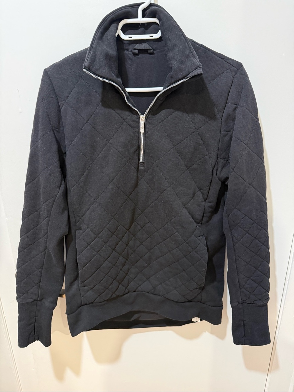 Women’s Lululemon quilted half zip pullover